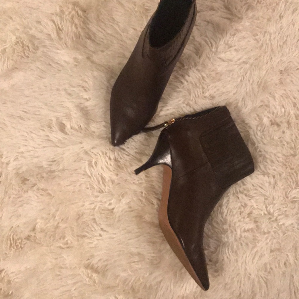 Nine West booties size 6.5